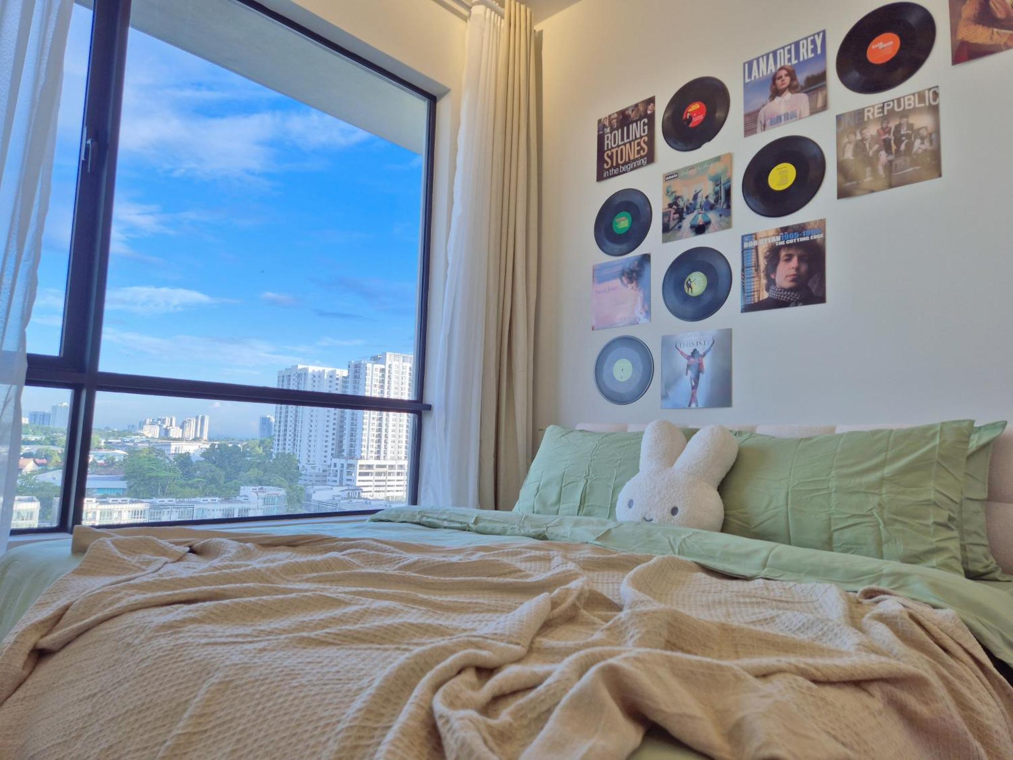 Funky Pop Art Paradise - 3 Pax 2 Bedroom Close To Jb Town *