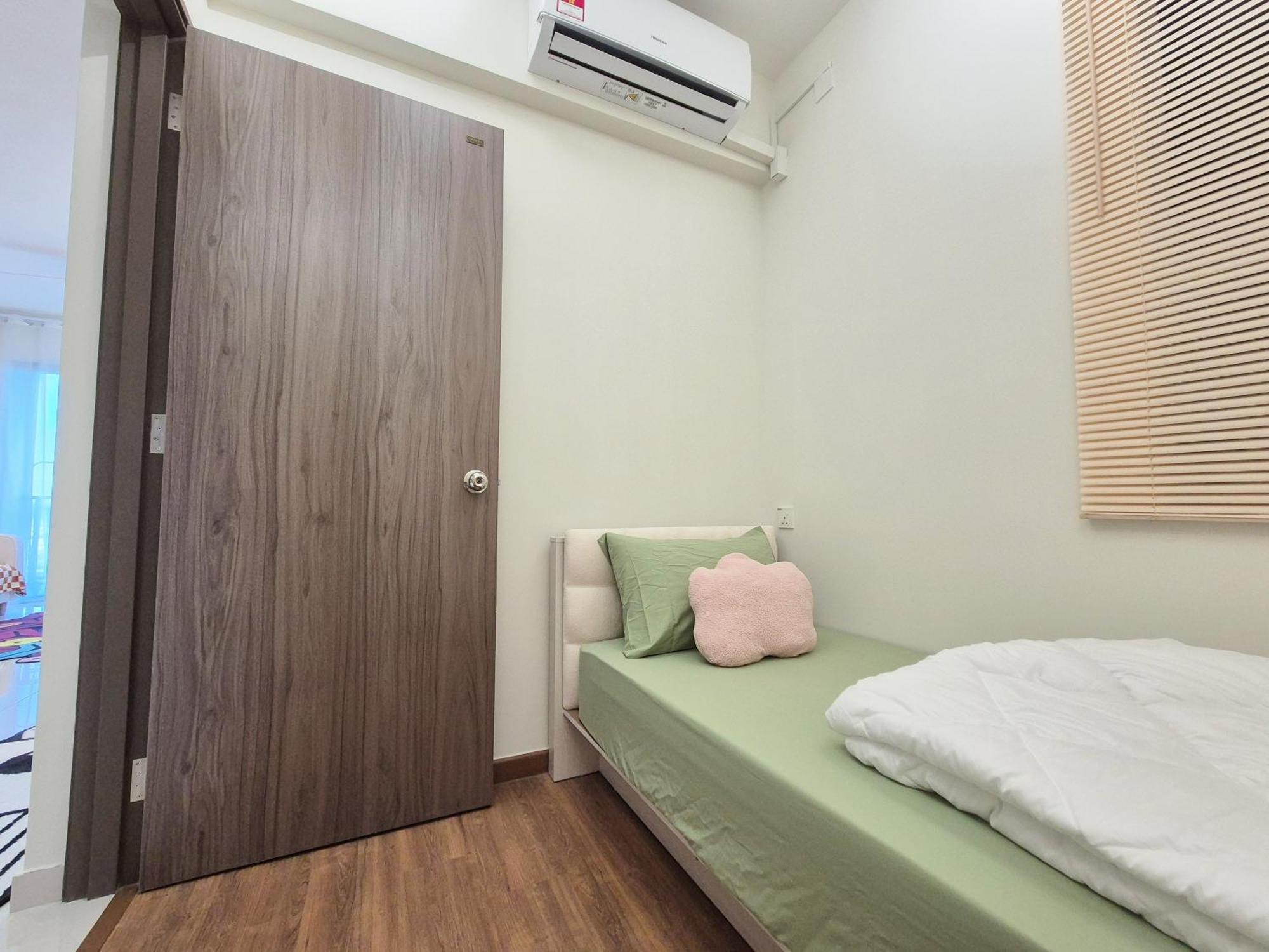 Funky Pop Art Paradise - 3 Pax 2 Bedroom Close To Jb Town